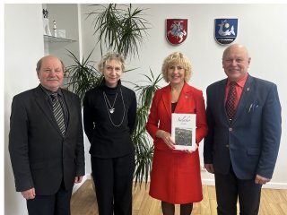 Apibendrinti Salako šviesuoliui Antanui Poderiui dedikuoti metai
