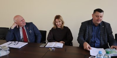 Seniūnai susirinko aptarti darbų ir rūpesčių: daugėja gaisrų, tęsiami infrastruktūros gerinimo...