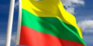 Liepos 6-ąją kviečiame iškelti Lietuvos trispalvę!