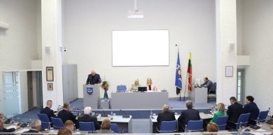 Zarasų rajono savivaldybės tarybos posėdis: nuo pareiškimų iki sprendimų