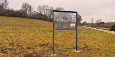 Naujas informacinis stendas primins Laukesos dvaro istoriją