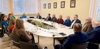 Įstaigų ir įmonių vadovų susirinkime – regionų politika, finansiniai iššūkiai ir konkrečių darbų...