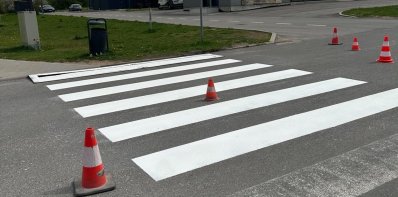 Zarasuose atnaujinamas pėsčiųjų perėjų ženklinimas