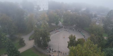 Zarasai juda: rytinė mankšta subūrė gausų būrį zarasiečių